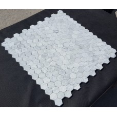 MOZAIKA BIANCO CARRARA HEXAGON DOSTĘPNA OD RĘKI 